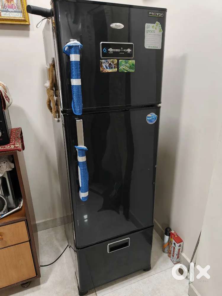 Whirlpool Proton Series 3 Door Fridge