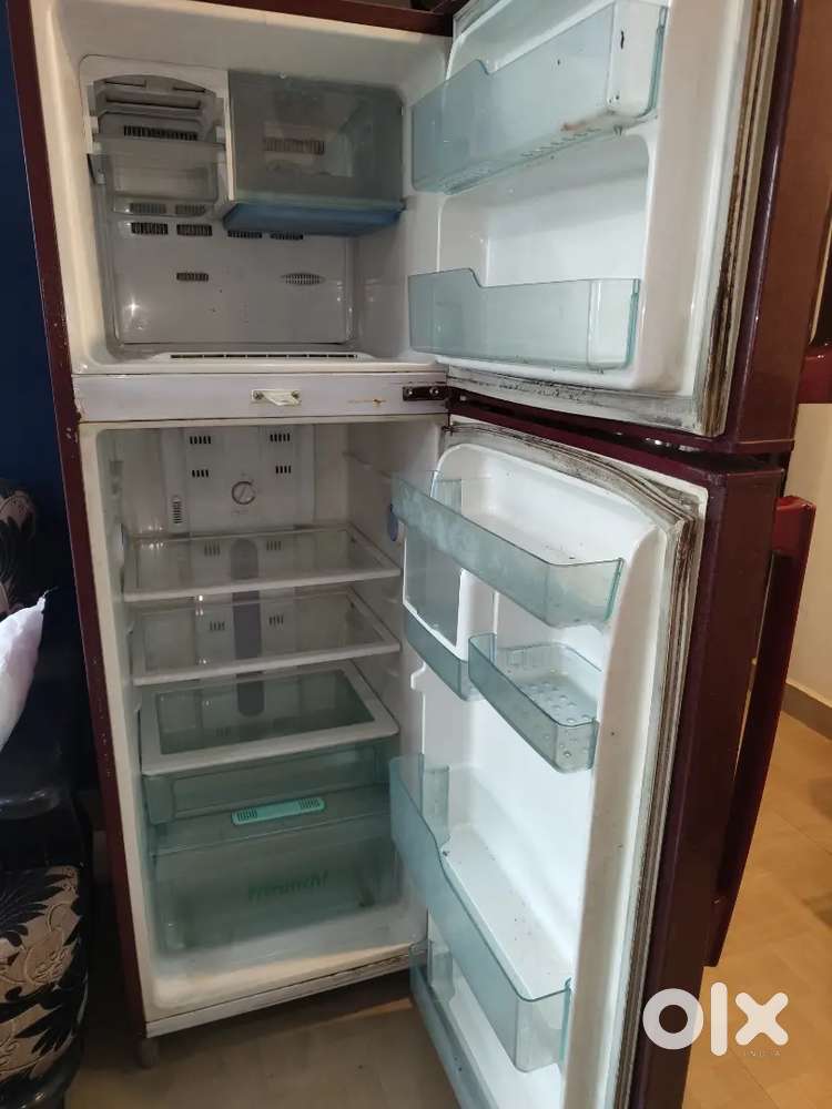 Samsung 280L fridge