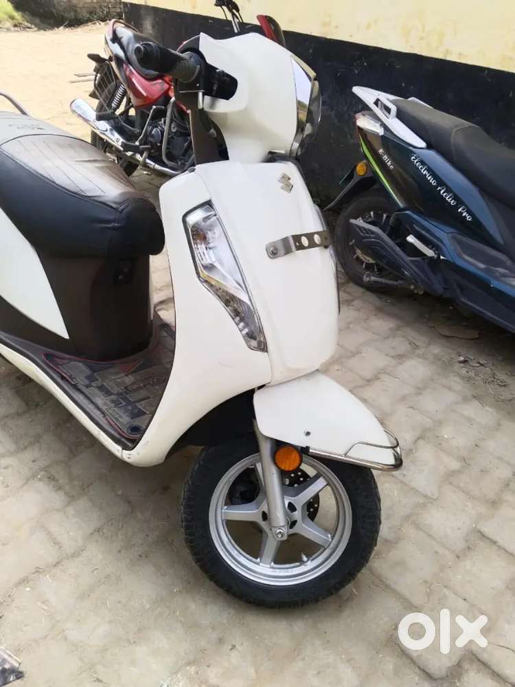 Suzuki ke Access