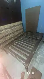 Wooden bed diwan without mattress