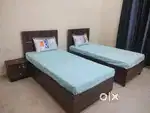NO BROKERAGE 500+ Fully Furnished Boys PGs with meals in Noida!