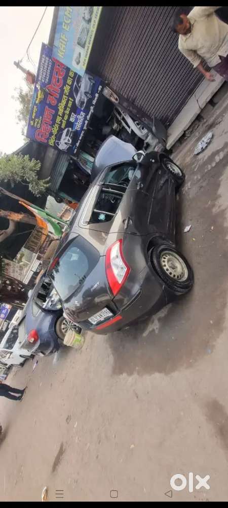 Swift LXi 2017 model A1 condition best good engine petrol CNG p 320000