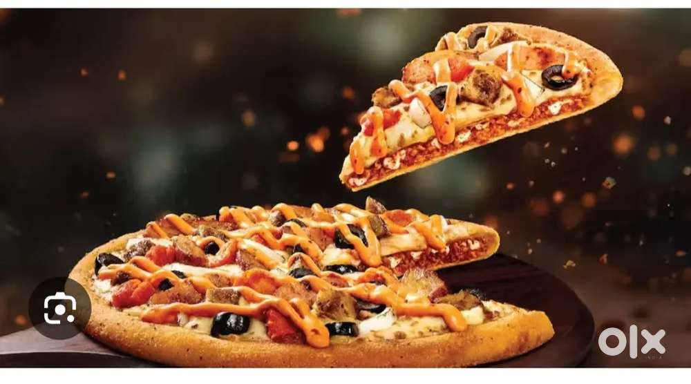 We are looking for pizza food courier driver ⁵⁰