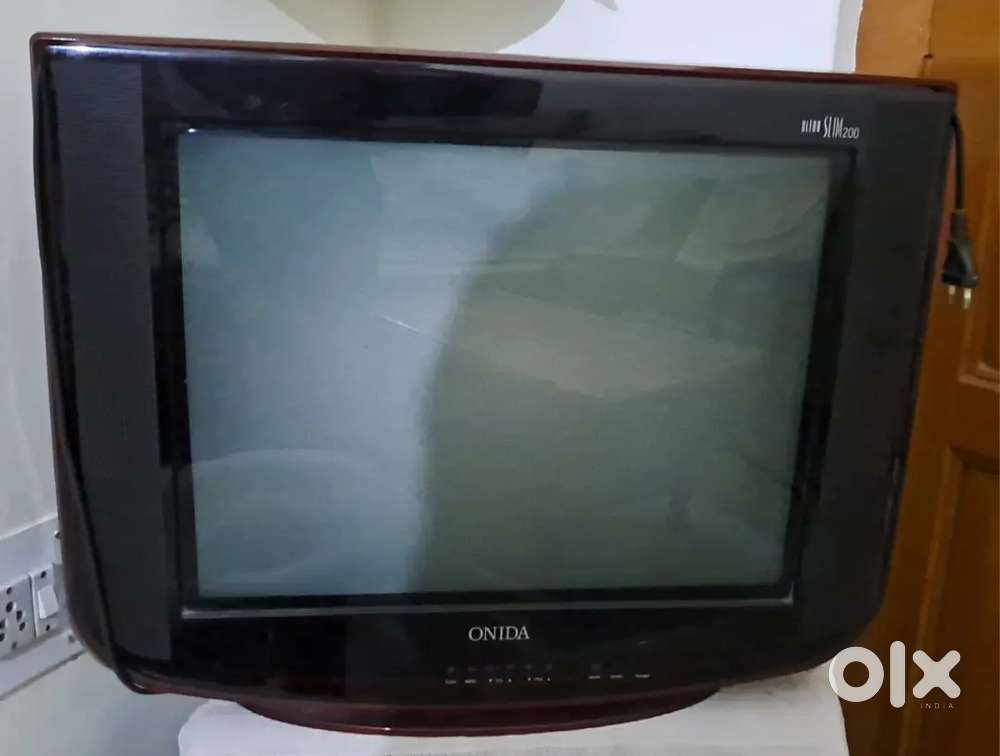 Onida 19 inch flat colour tv..
