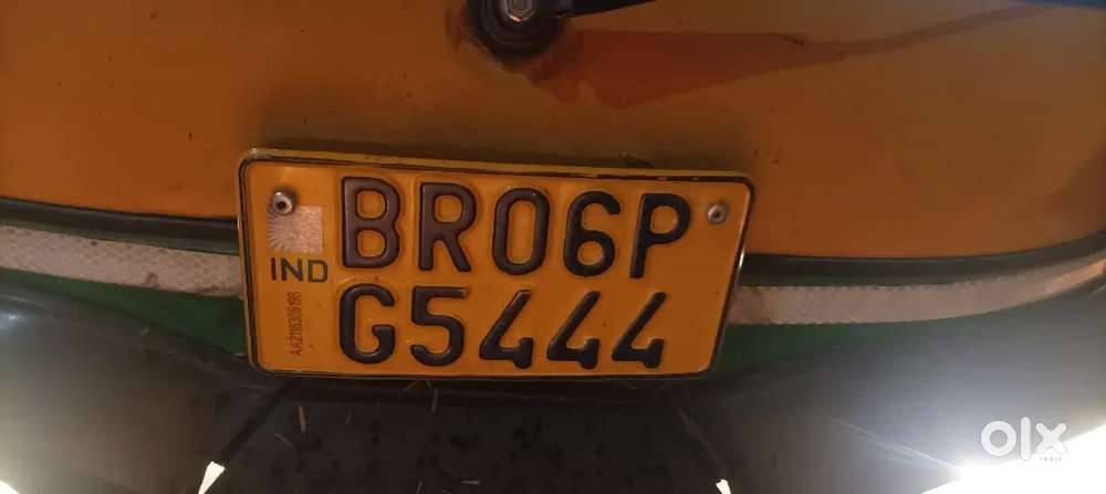 Bajaj cng auto driver