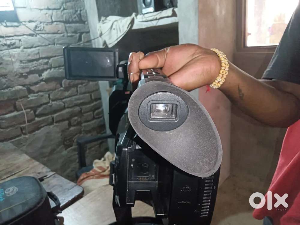 Panasonic ux series 4k