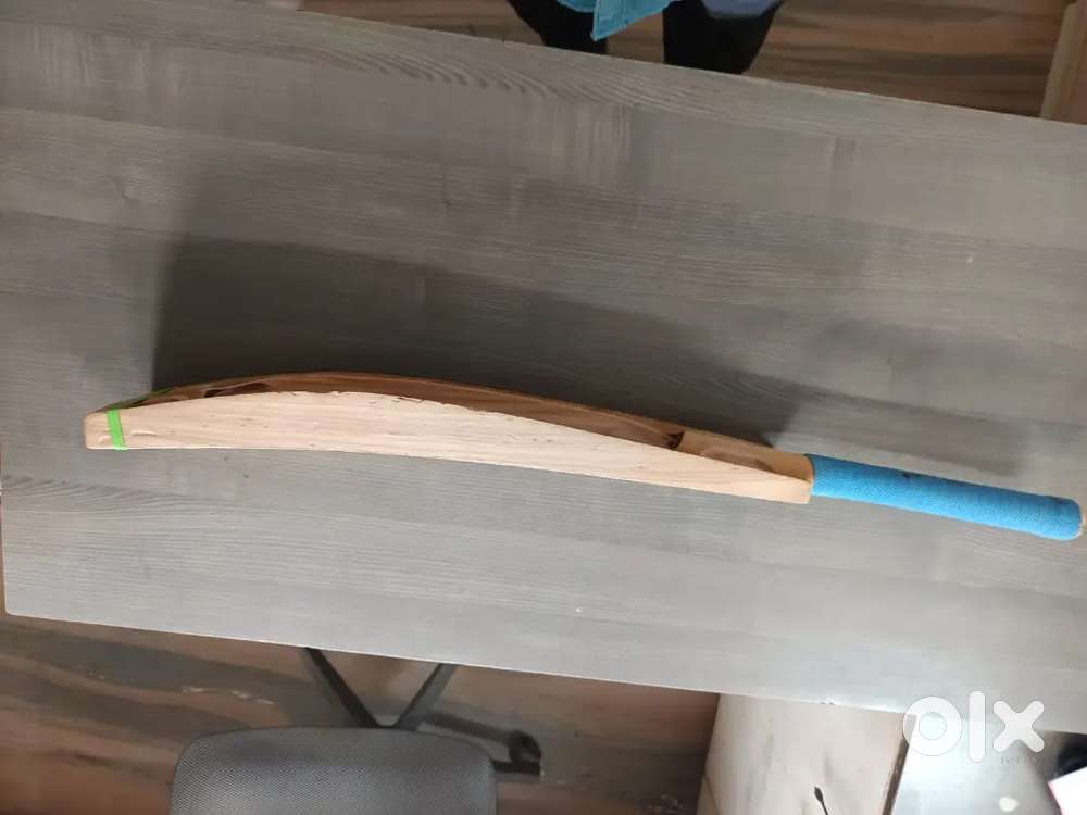 CRICKET BAT