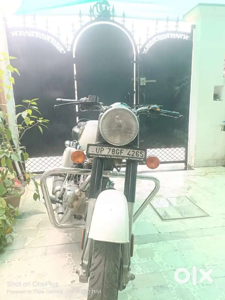 Bs 6 royal enfield classic 350 brand new condition non driven
