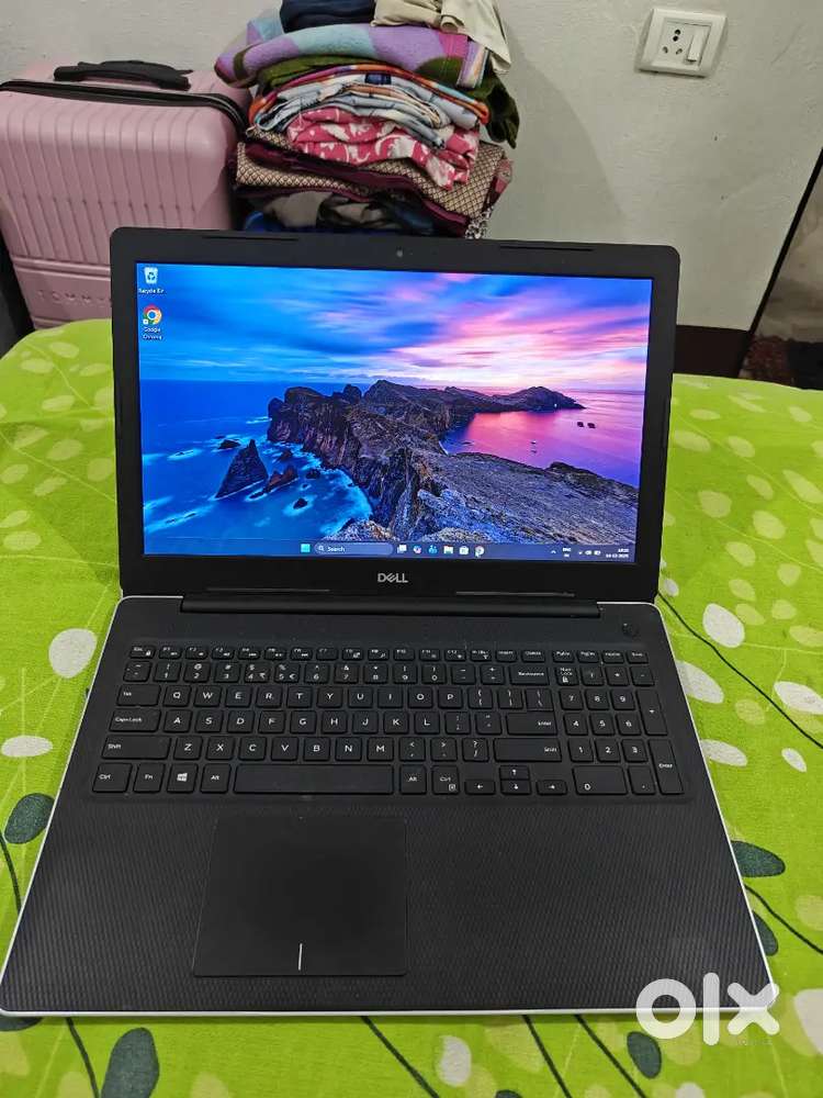 Dell Inspiron 3583 1TB HDD 4gb ram full condition