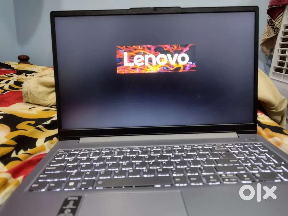 Lenovo IdeaPad Slim 3, AMD Ryzen 5 5625U, 16GB RAM, 512GB SSD.