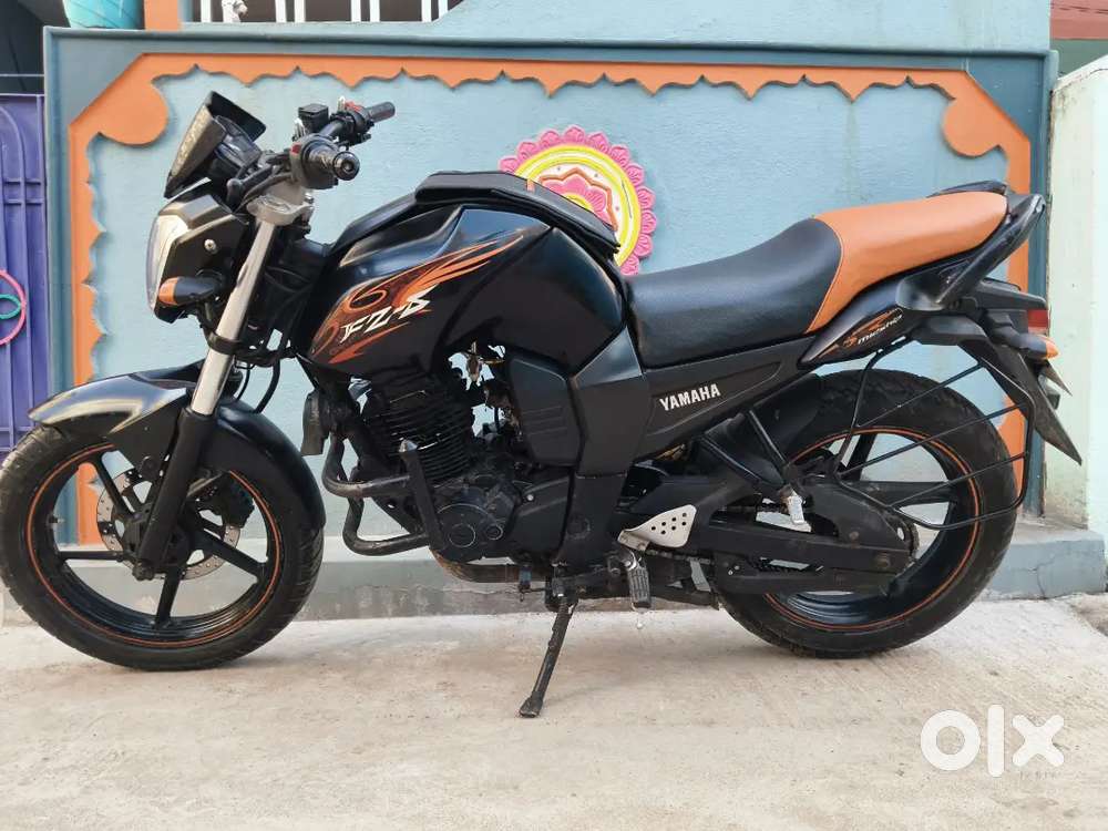 Yamaha Fzs