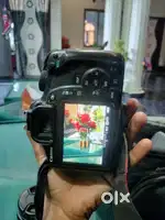 canon EOS 1300d