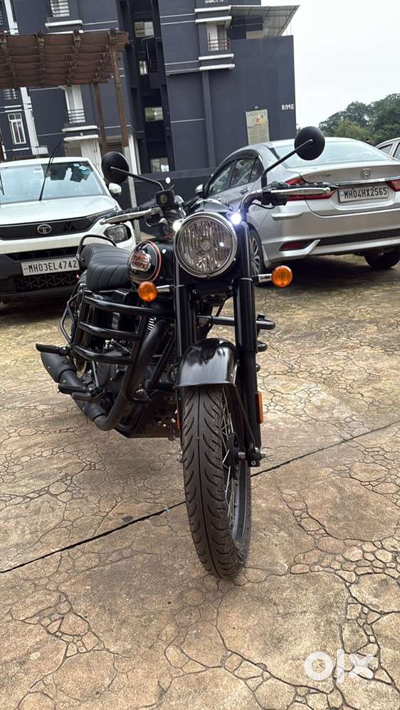 Bullet 350 black gold (Top model)