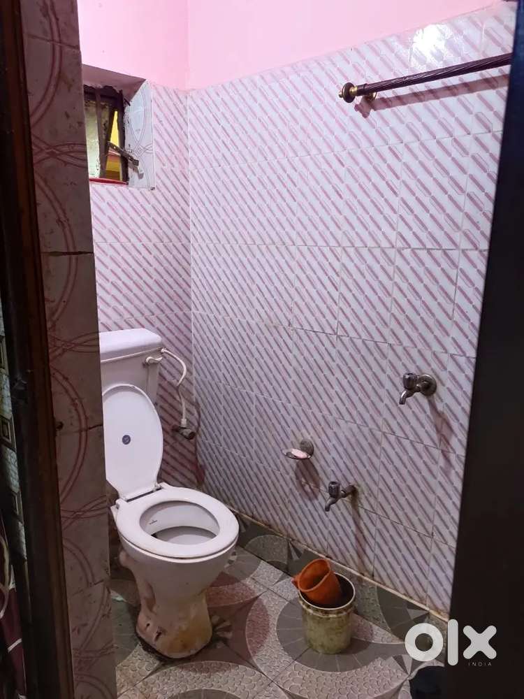 Rent house. Tenenats required