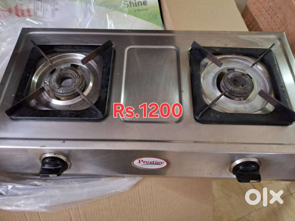 Gas stove (Prestige) and TV (sony)