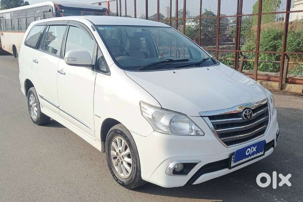 Toyota Innova 2.5 V 8 STR, 2014, Diesel