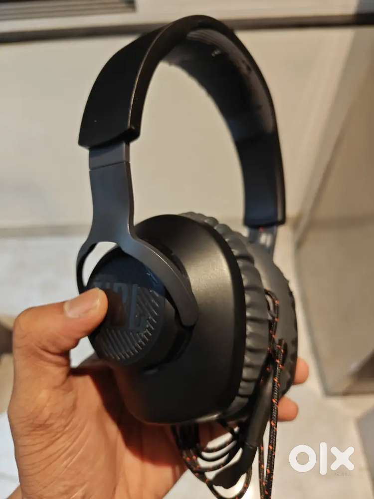 JBL Quantum 100 Wired Over the Ear Headphones