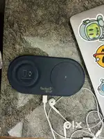 Wireless charger of iphone and apple watch with cable