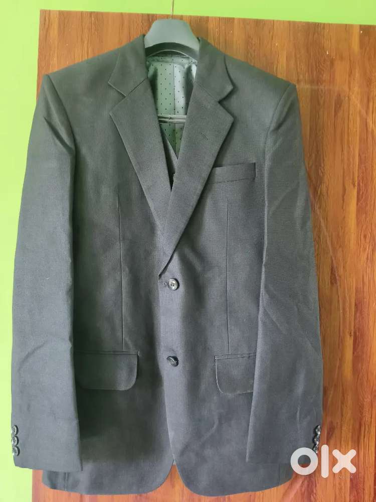 Coat black