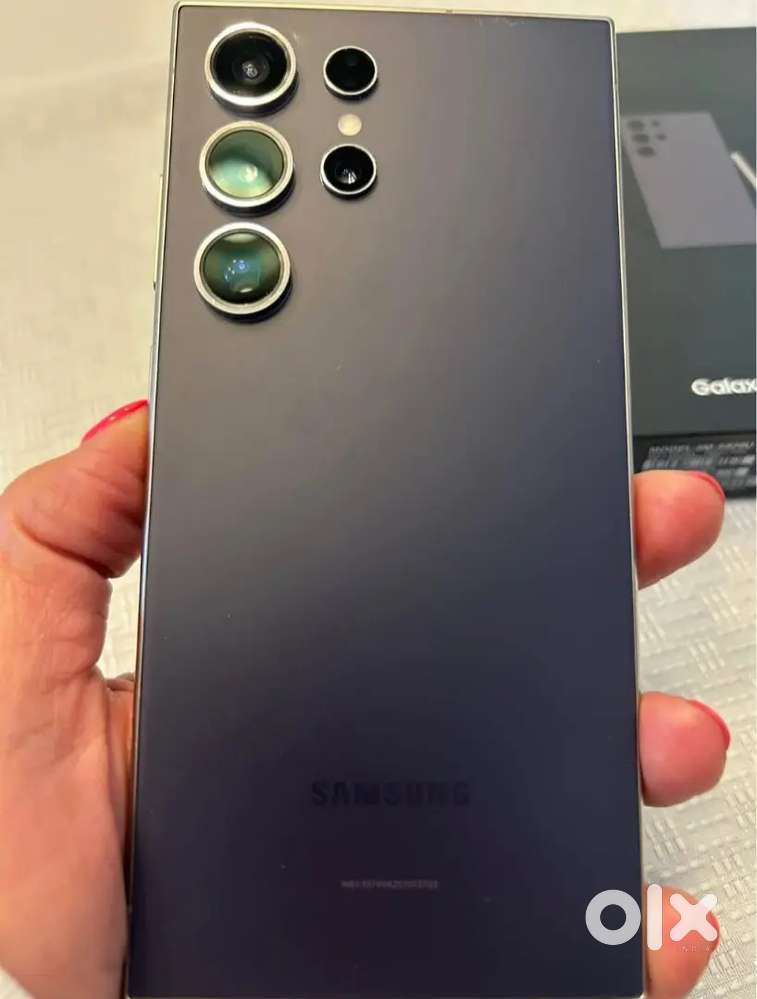Samsung galaxy S24 ultra 256Gb in mint condition