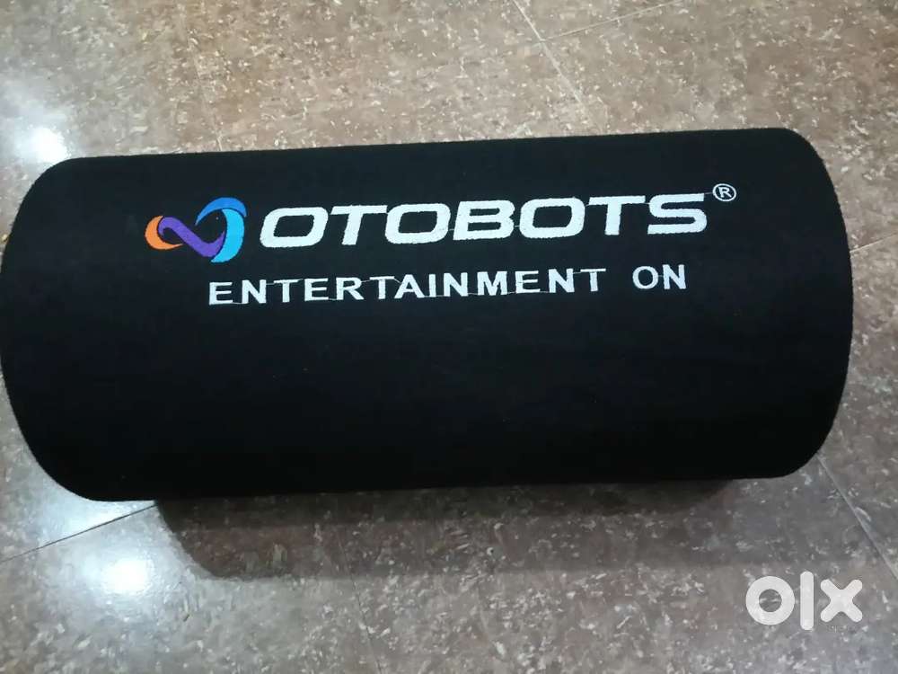 Basstube Otobots , 6 Month Use Only mint condition zordar bass hai
