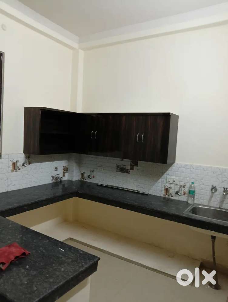 Ground floor and 1 car parking available