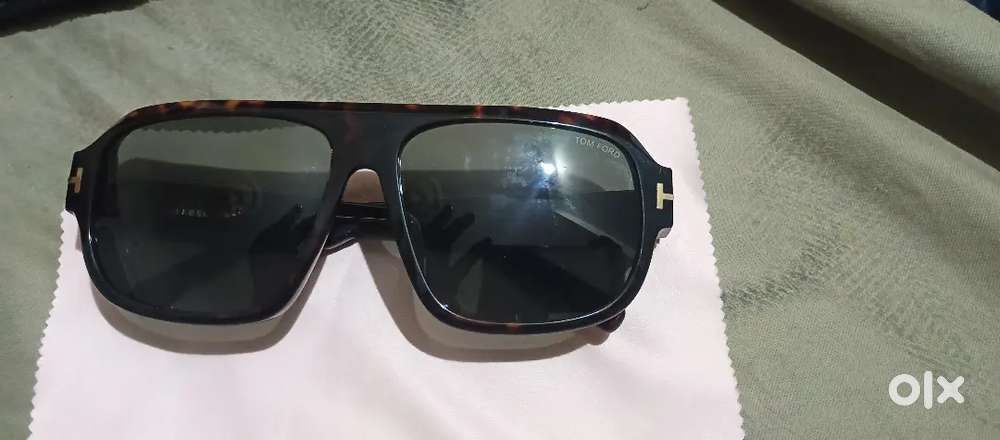 Tom ford luxury sunglass