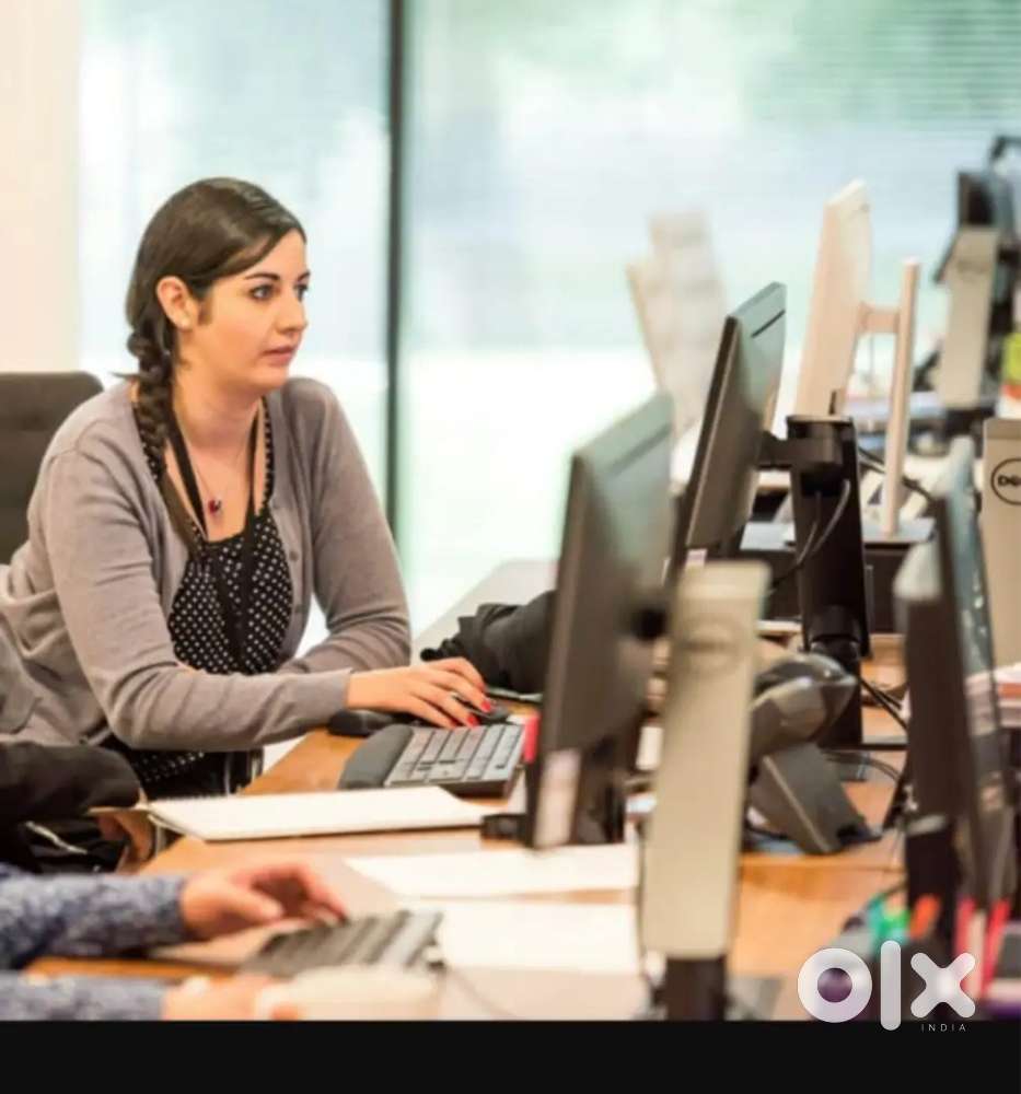 Only females candidates required