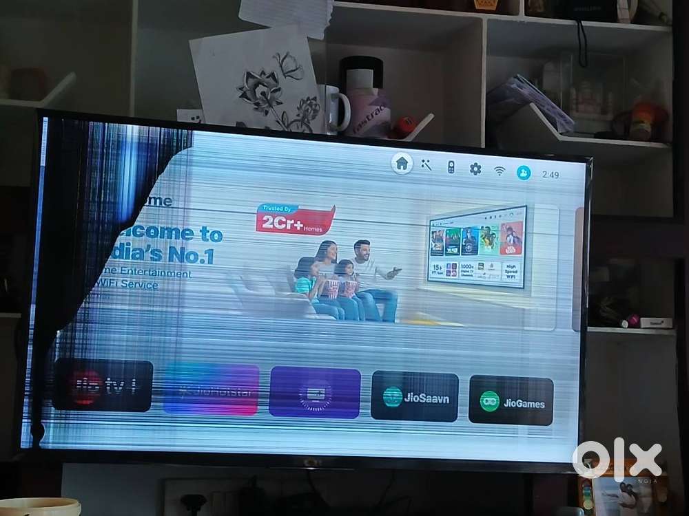 Sony TV WORKING FINE BUT DISPLAY GETTING LINES