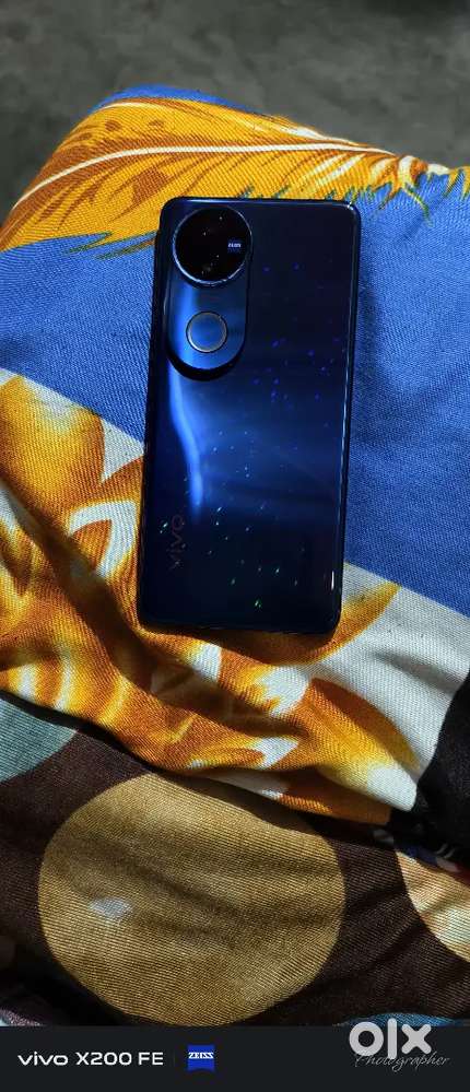 Vivo v50 2.5 month old  8 ku 256