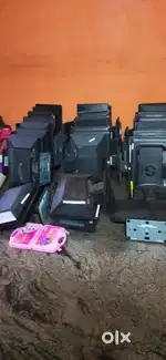 19 dell & hp lcd monitors for sale