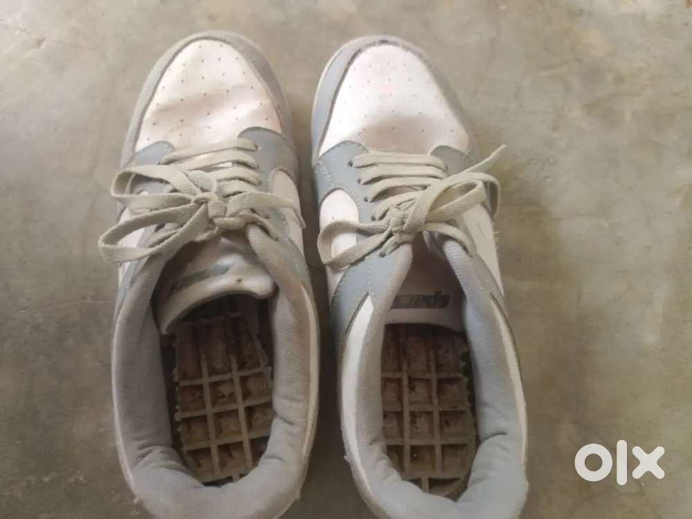 Shoe Sneakers ( Real Spark)