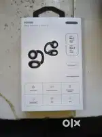 Noise earclip