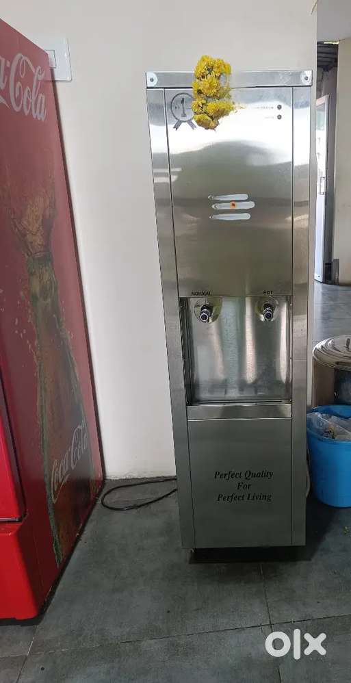 Water dispenser hot n normal