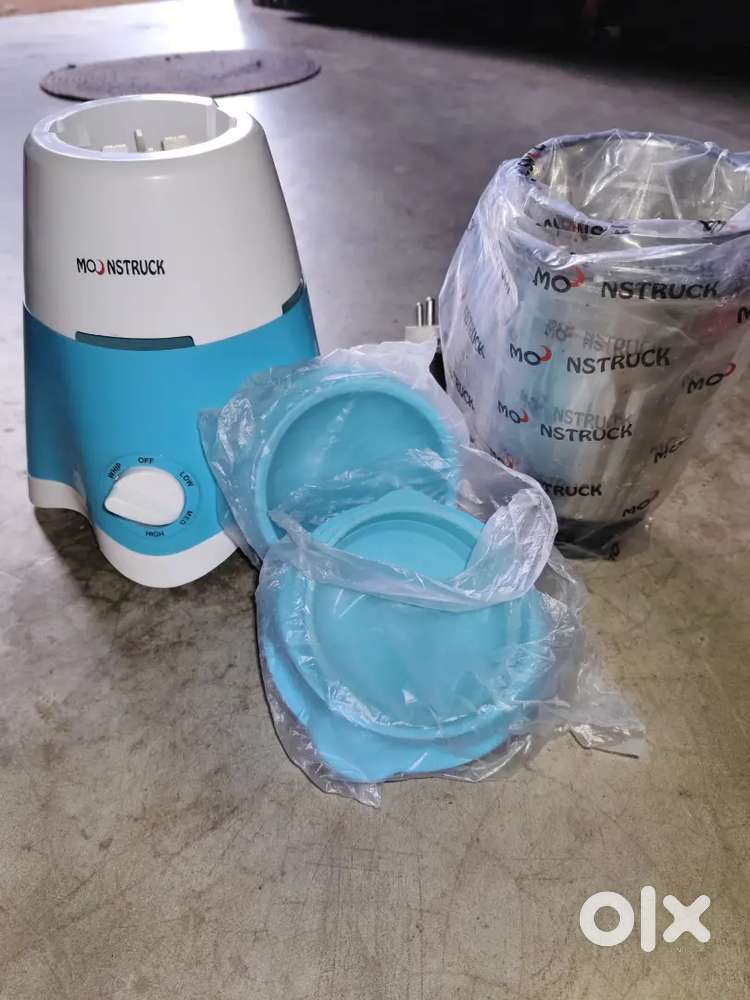 Moonstruck mixer grinder with 3 jar