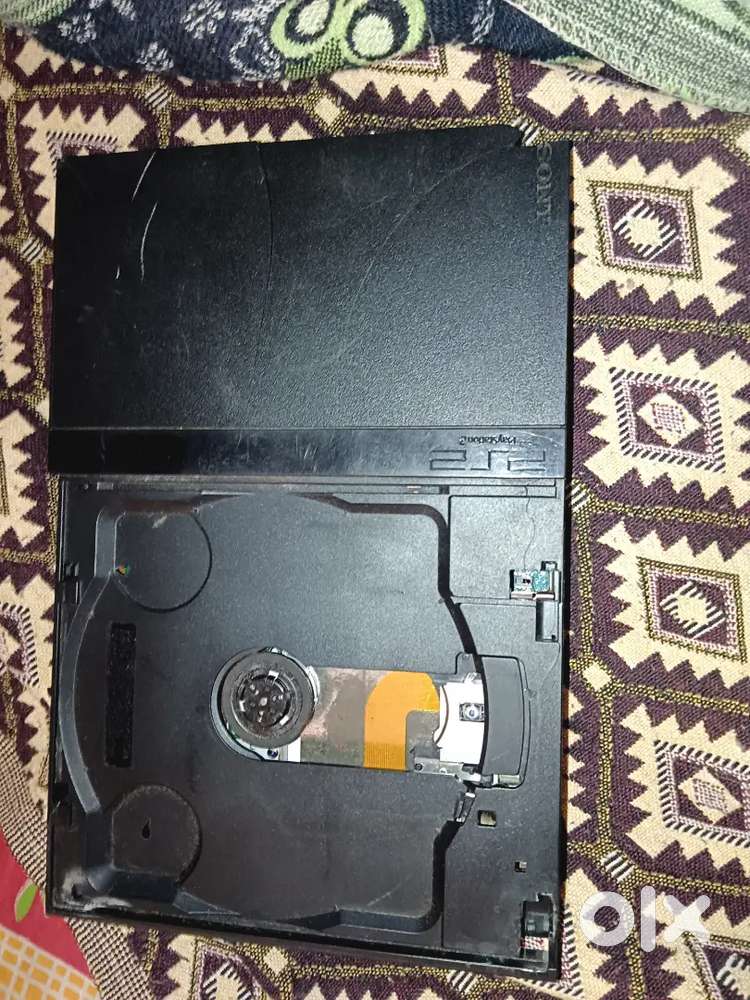 2 working laptops & working PS2 & wired controller & LG mobile