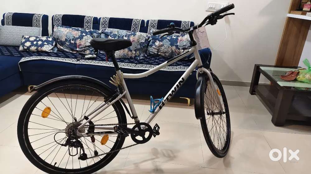 Brand new Cycle of BTwin of 49cm with gear