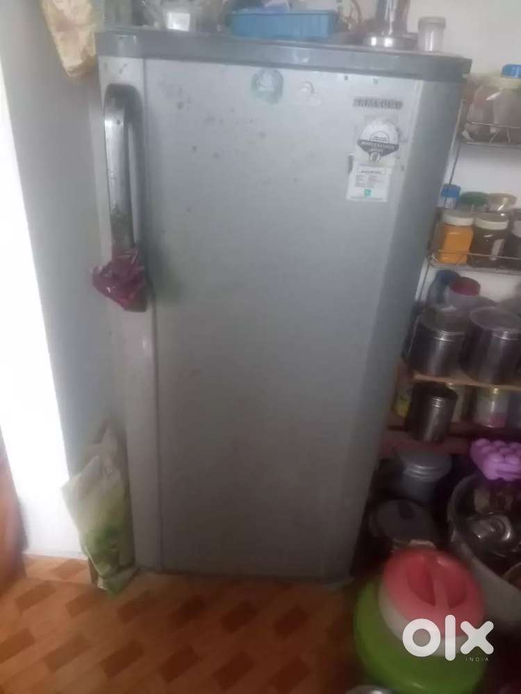 Samsung fridge for sale
