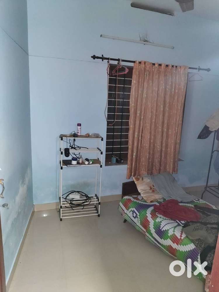 2 bed Room space for rent