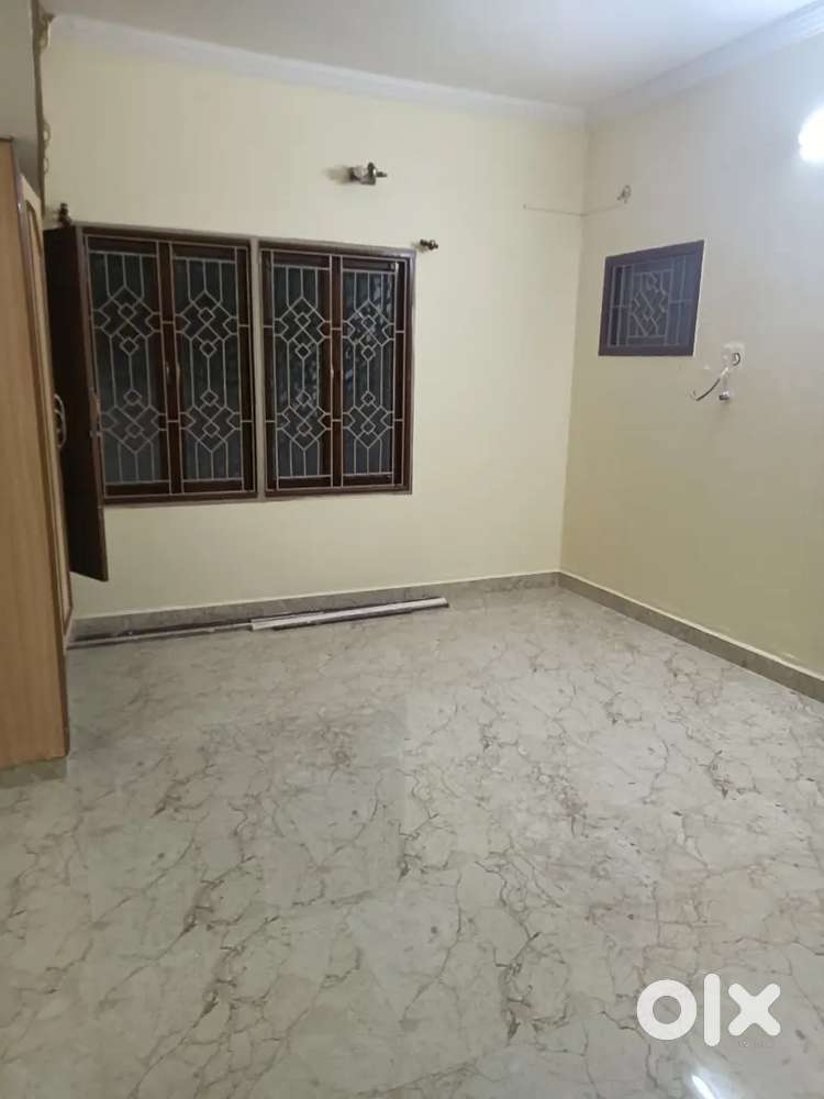 2 BHK flat for rent near Gill Nagar Park Choolaimedu