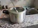 Induction base pressure cooker 5 liter