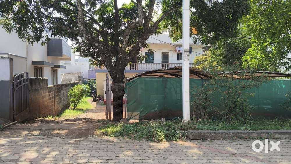 Facing 100 ft smart road on Shreenagar garden road.