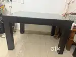 4 seater Dinning table