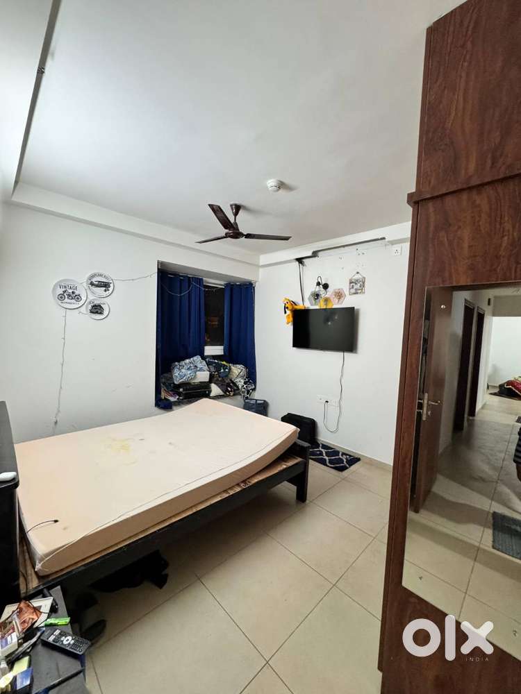 3bhk flat available for lease