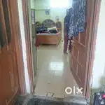 Ground floor for rent 2 room shop also