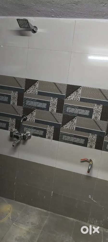 2nd floor independent space for office or any use