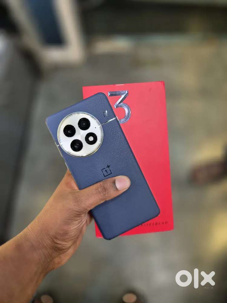 Oneplus 13 512gb 4 months warranty left