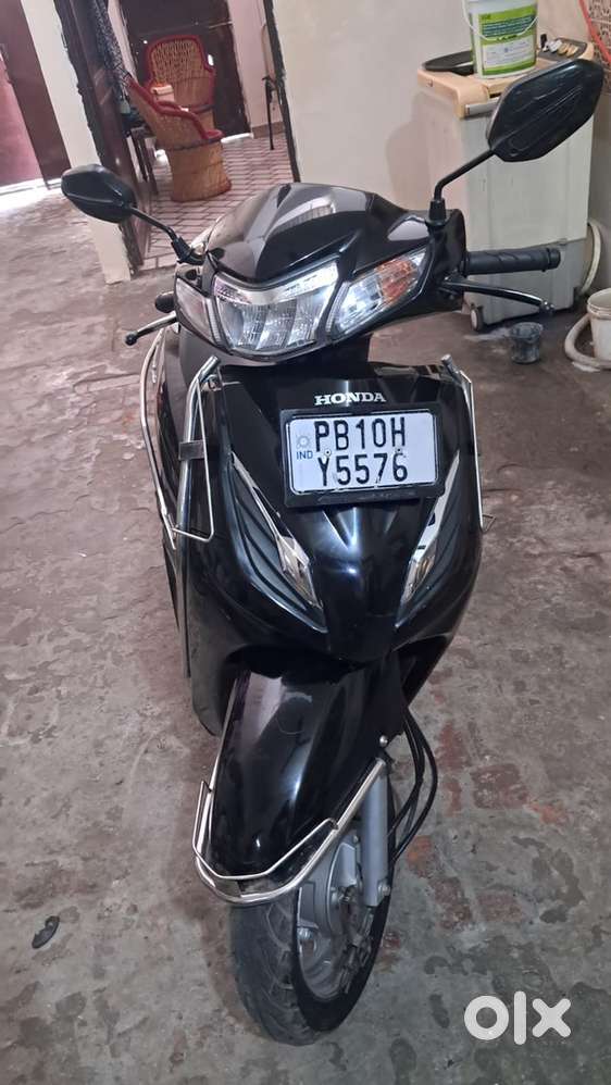 Honda acitva 6 g