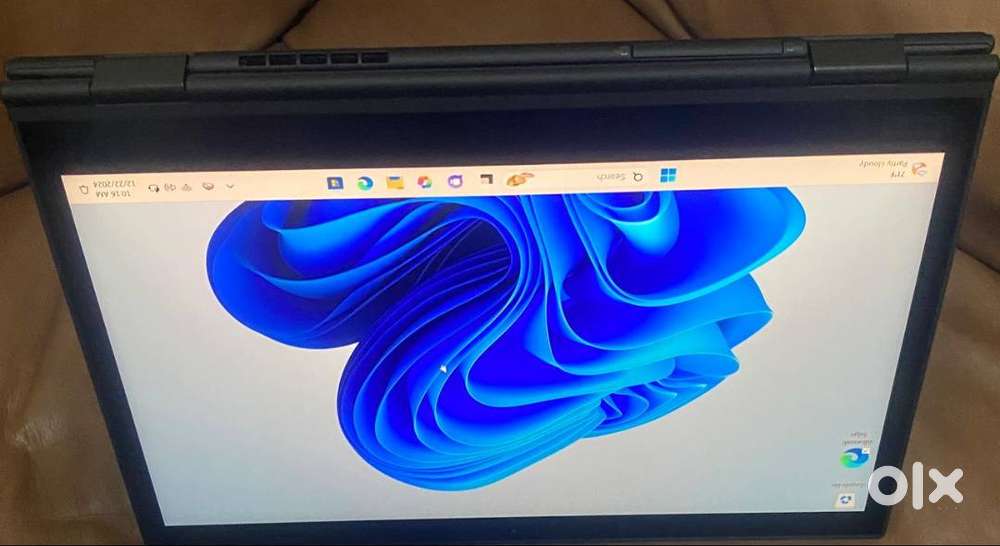 Lenovo X1 Yoga 2in1 360 Rotation with Pen