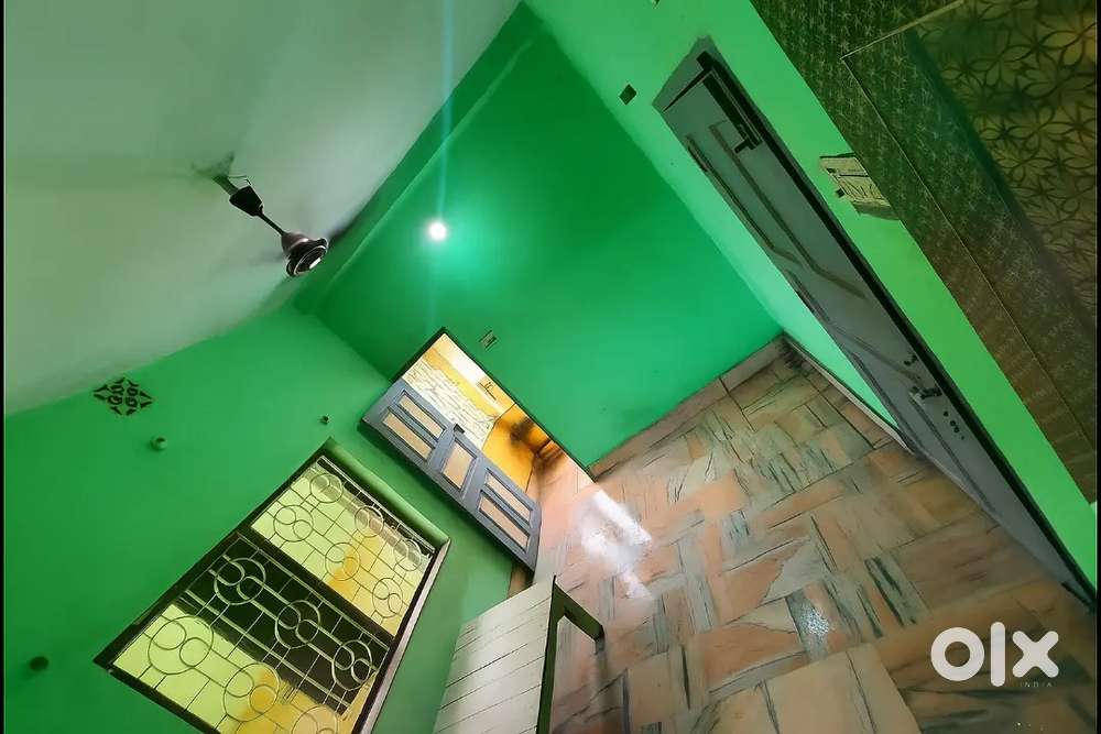 Single Room with attached bathroom and balcony in SB Gorai Road (Asn)